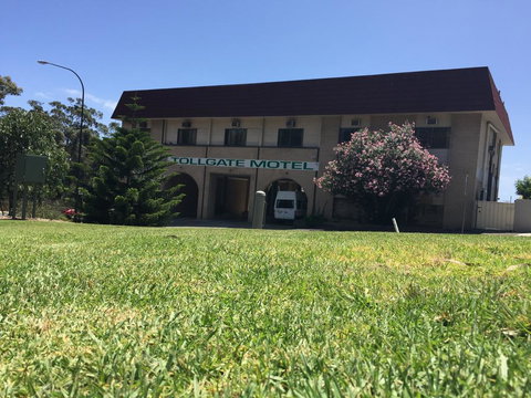 Tollgate Motel - Accommodation Search 2