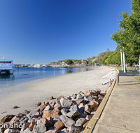 Tomaree Townhouse' 5/26-28 Tomaree Street - large air conditioned townhouse  WIFI - Accommodation Search