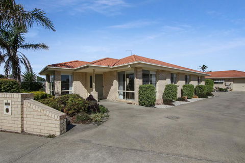 Tondo - Accommodation Search 2