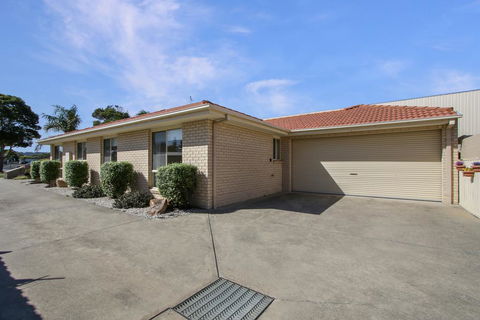 Tondo - Accommodation Search 3