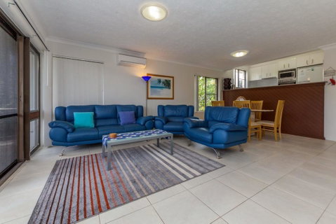 Tradewinds Unit 3, 110 Victoria Parade - Accommodation Search 3