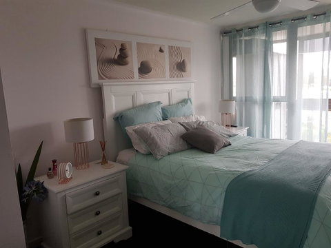 Trafalgar Towers - Accommodation Search 2