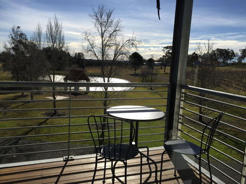 Travertines Wines Apartment - Accommodation Search 1