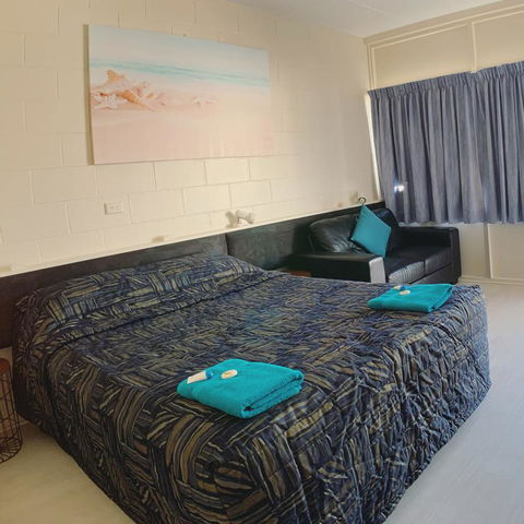 Tropical City Motor Inn - Accommodation Search 3