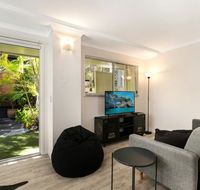 Tropical Townhouse With Two Courtyards and Pool - Accommodation Search