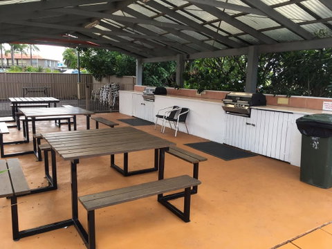 Tuncurry Beach Motel - Accommodation Search 1
