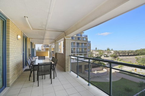 Twin Shores, Unit 113 - Accommodation Search 3