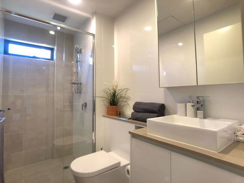 Two Brand New Bedrooms In The Sunlight Area - Accommodation Search 1