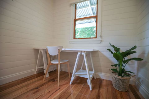 Two Oaks - Accommodation Search 3
