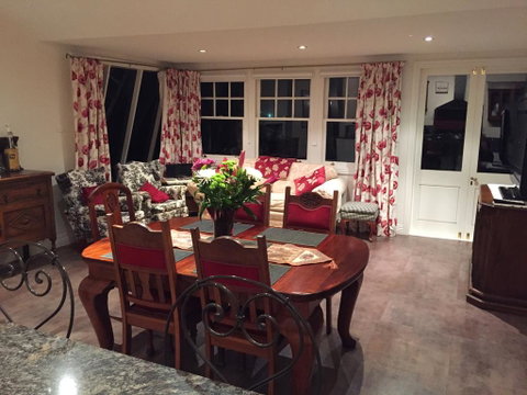 Twyford - Accommodation Search 2