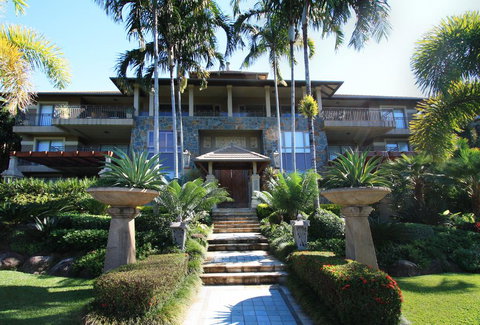 U 12 Santai - Accommodation Search 1