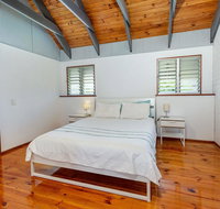 Unique Getaway 300m to Bribie Foreshore Bongaree - Accommodation Search