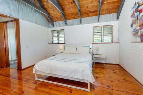 Unique Getaway 300m To Bribie Foreshore, Bongaree - Accommodation Search 0