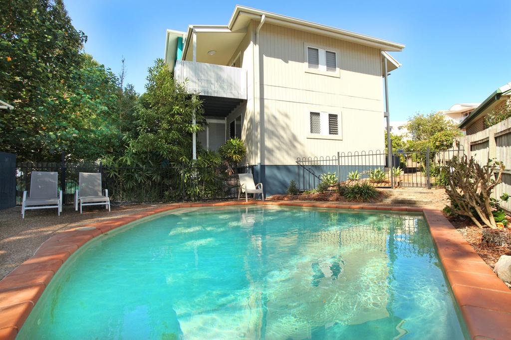 Coolum Beach QLD Accommodation Search