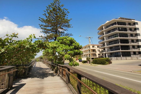 Unit 2, The Rocks, 1746 David Low Way Coolum Beach - Accommodation Search 2