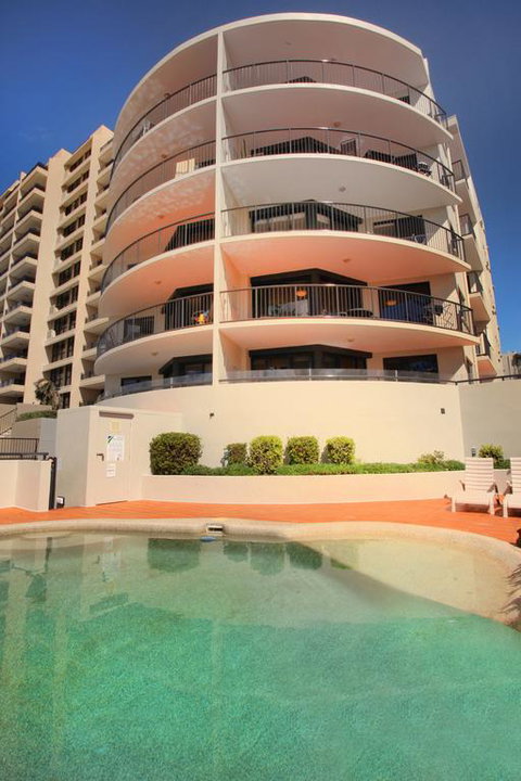 Unit 2, The Rocks, 1746 David Low Way Coolum Beach - Accommodation Search 3