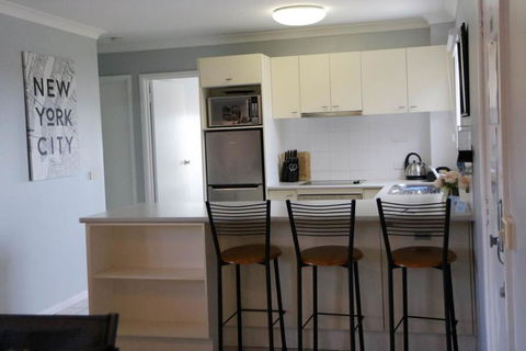Unit 9 Bellevue - Accommodation Search 2