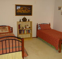 Vella Room - Accommodation Search
