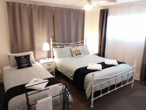 Victoria At Redcliffe Bed & Breakfast - Accommodation Search 0