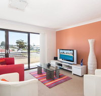 Villa Capri 3 Just a Hop Skip and Jump to Bowling Club - Accommodation Search