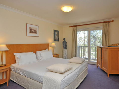 Villa Joie De Vie Located Within Cypress Lakes - Accommodation Search 1