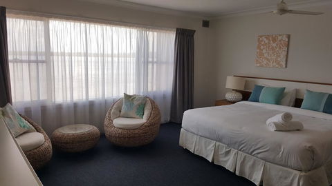 Villa Riviera On River Front - Accommodation Search 2