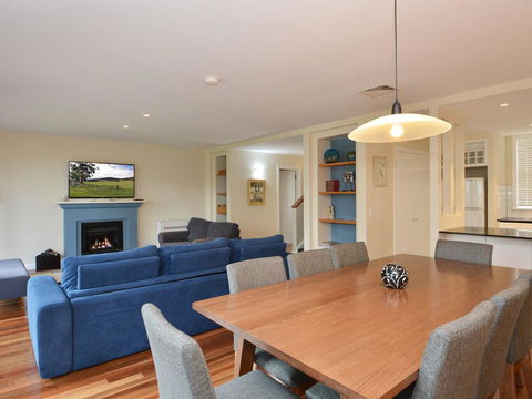 Villas Dodici (Sleeps 12) Resort Condos Located Within Cypress Lakes Resort (nothing Is More Central) - Accommodation Search 3