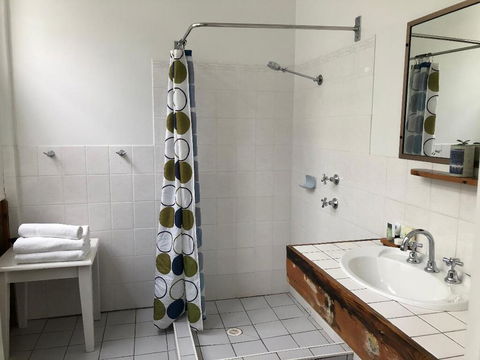 Vine Valley Inn - Accommodation Search 1