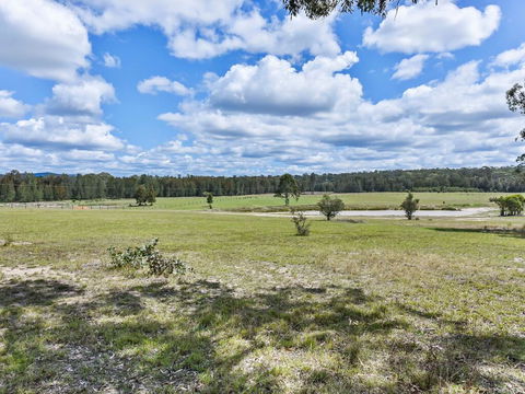 Wallaby Cottage - Cute Accom In Bushland Setting - Accommodation Search 3