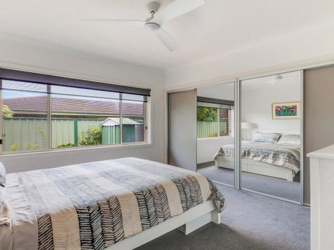 Walling-Clifton Gardens - Backing Onto Golf Course - Accommodation Search 1