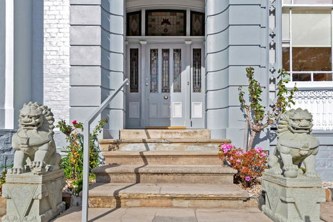 Waratah On York - Accommodation Search 2