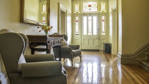 Waratah On York - Accommodation Search 1