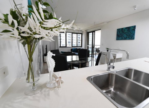 WATERFRONT DARWIN TROPICAL GEM - Accommodation Search 0