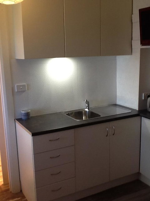 Redruth Cottage - Accommodation Search 23