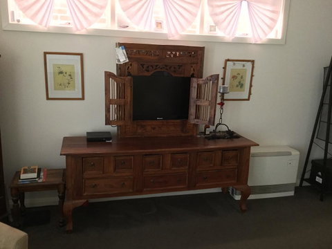 Redruth Cottage - Accommodation Search 9
