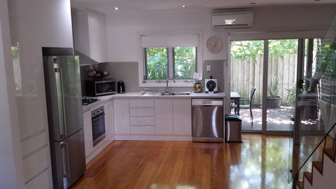 Central To Cowes - Accommodation Search 4