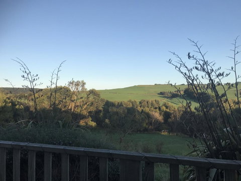 Hillâ€™s Creek Holiday Home - Accommodation Search 16