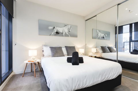 Complete Host 50 Claremont St Apartments - Accommodation Search 1