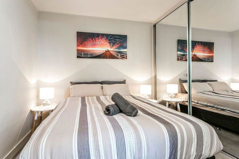 Complete Host 50 Claremont St Apartments - Accommodation Search 21