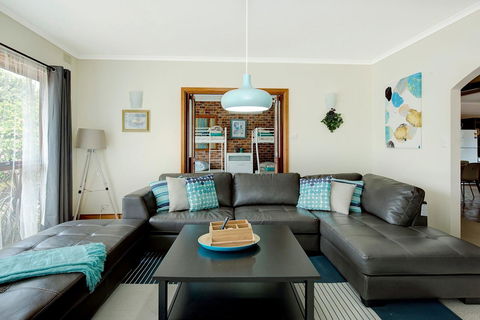 Sunryes Beach House - Accommodation Search 1