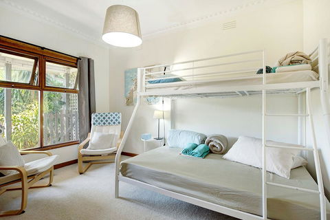 Sunryes Beach House - Accommodation Search 12