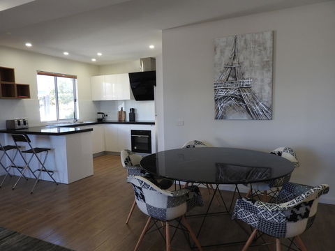 Phillip Island Towers - Accommodation Search 17