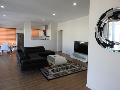 Phillip Island Towers - Accommodation Search 15