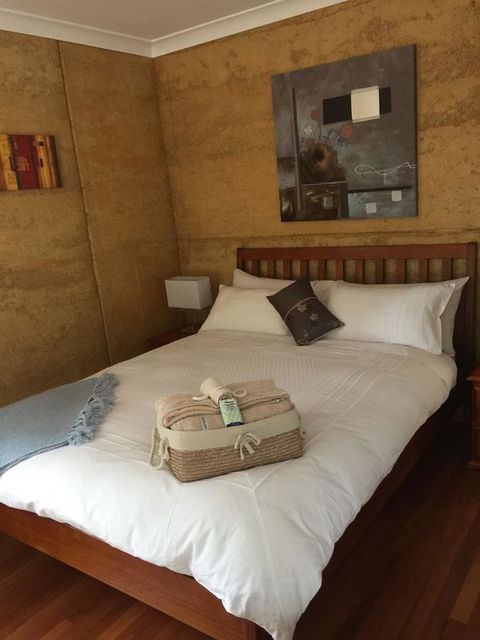 Bundjil Studio - Accommodation Search 9