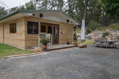 Bundjil Studio - Accommodation Search 1