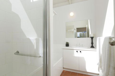 Mysa Anglesea Sleeps 7 WiFi SmartTV Cafes Shops - Accommodation Search 11