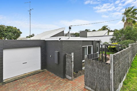 Mysa Anglesea Sleeps 7 WiFi SmartTV Cafes Shops - Accommodation Search 14