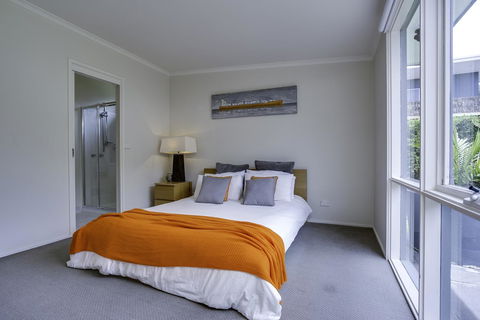 Heather's Hideaway Sorrento - Accommodation Search 11