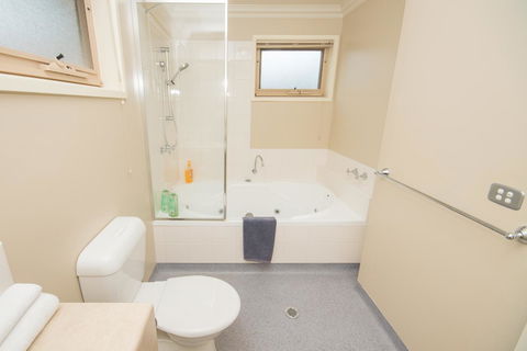The Pitch - Accommodation Search 19