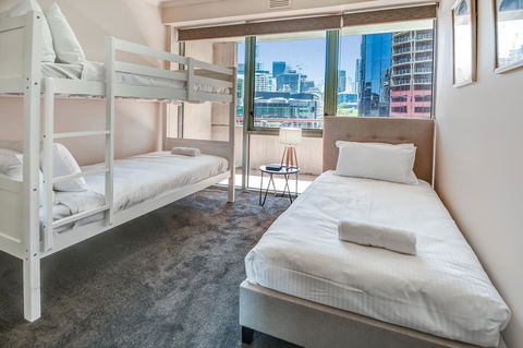Southbank Tower Apartments - Accommodation Search 11